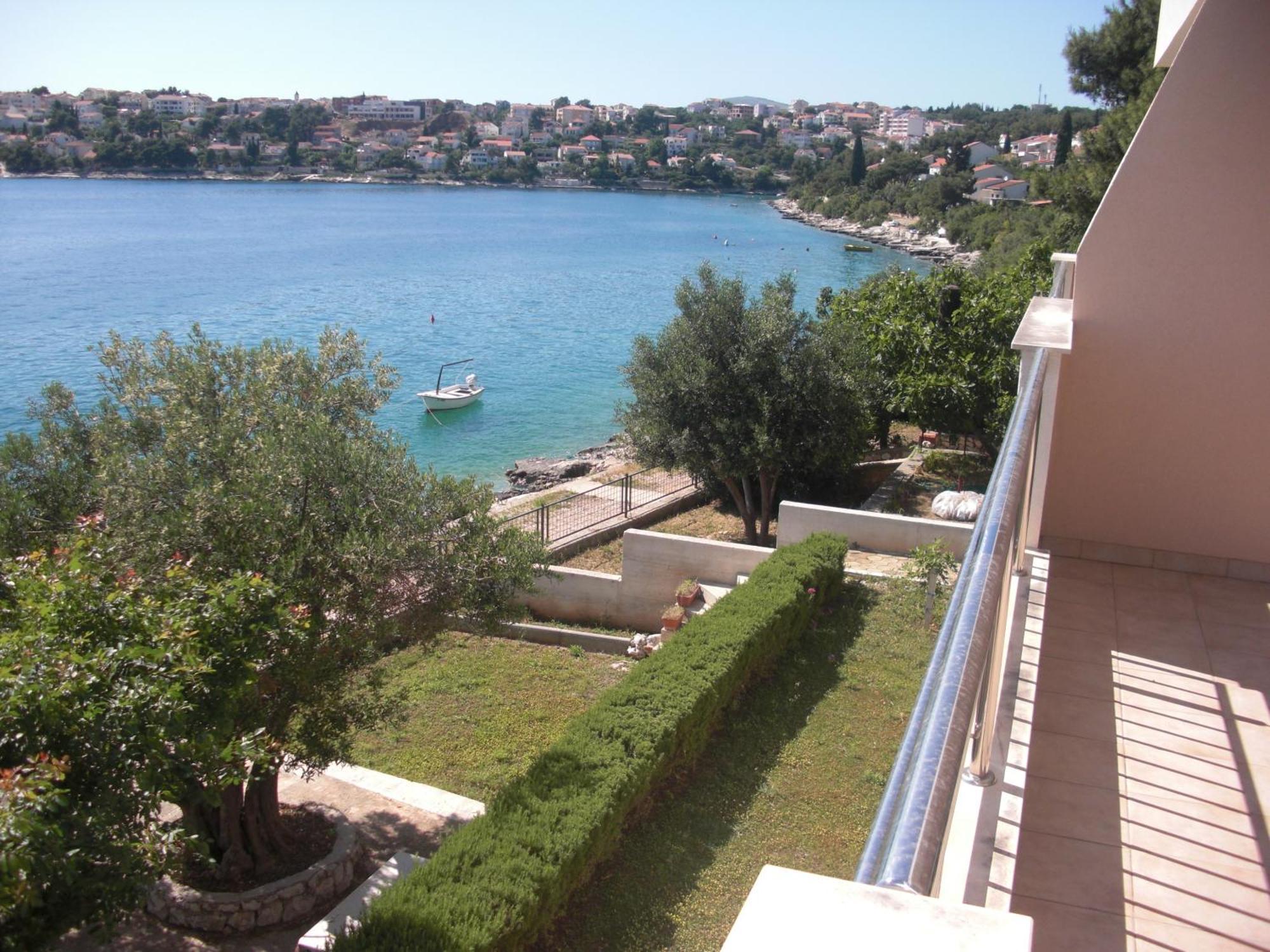 Apartments Dominika Trogir Kültér fotó